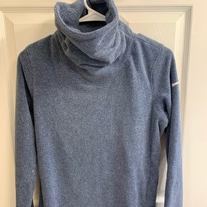 Nike women’s fleece funnel/turtleneck